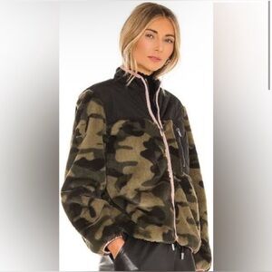 LIKE NWOT Rails Wesley Black and Camo Faux Fur Jacket